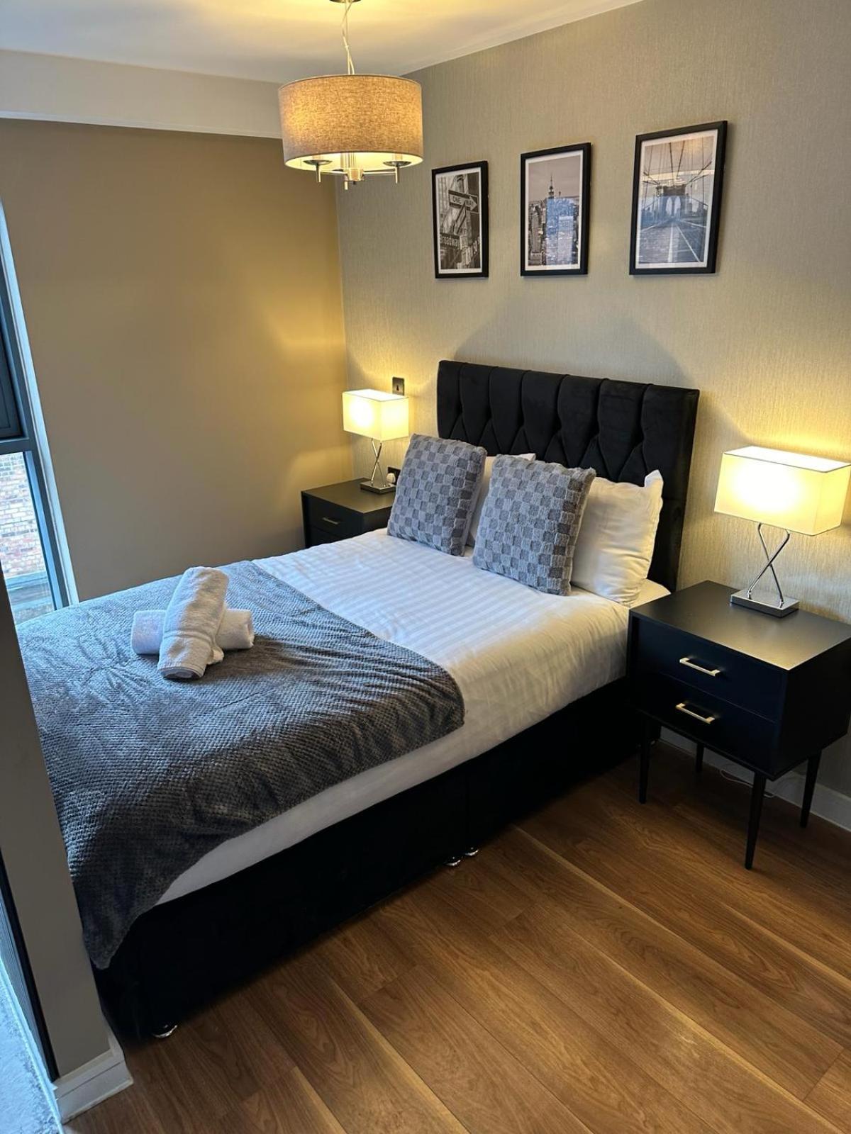 Luxury By Apartment Liverpool