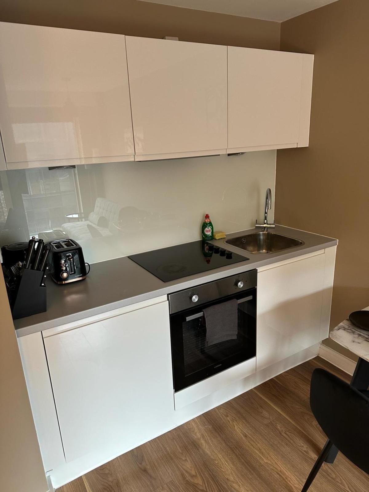 Luxury By Apartment *